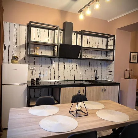 Апартаменты Voyage Тирана